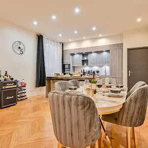  Appartement Magnifique De Luxe & Familia - 16 France